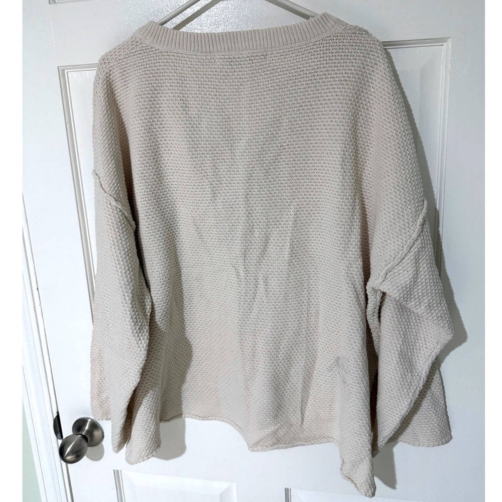 Free People Beach Cream Oversized Henley Textured Knit Sweater Medium Ivory Boho - Picture 3 of 4